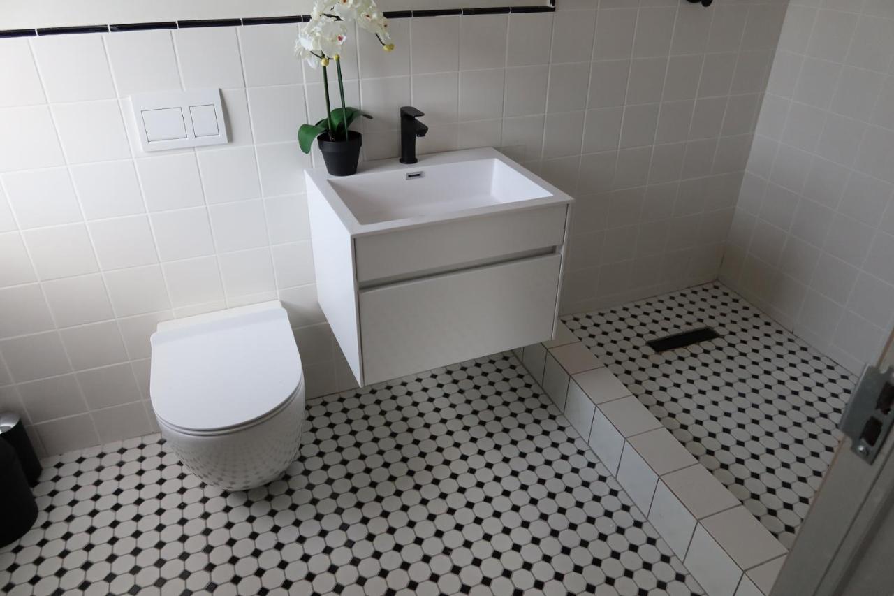 55 On Main Guesthouse And Spa Fish Hoek Extérieur photo