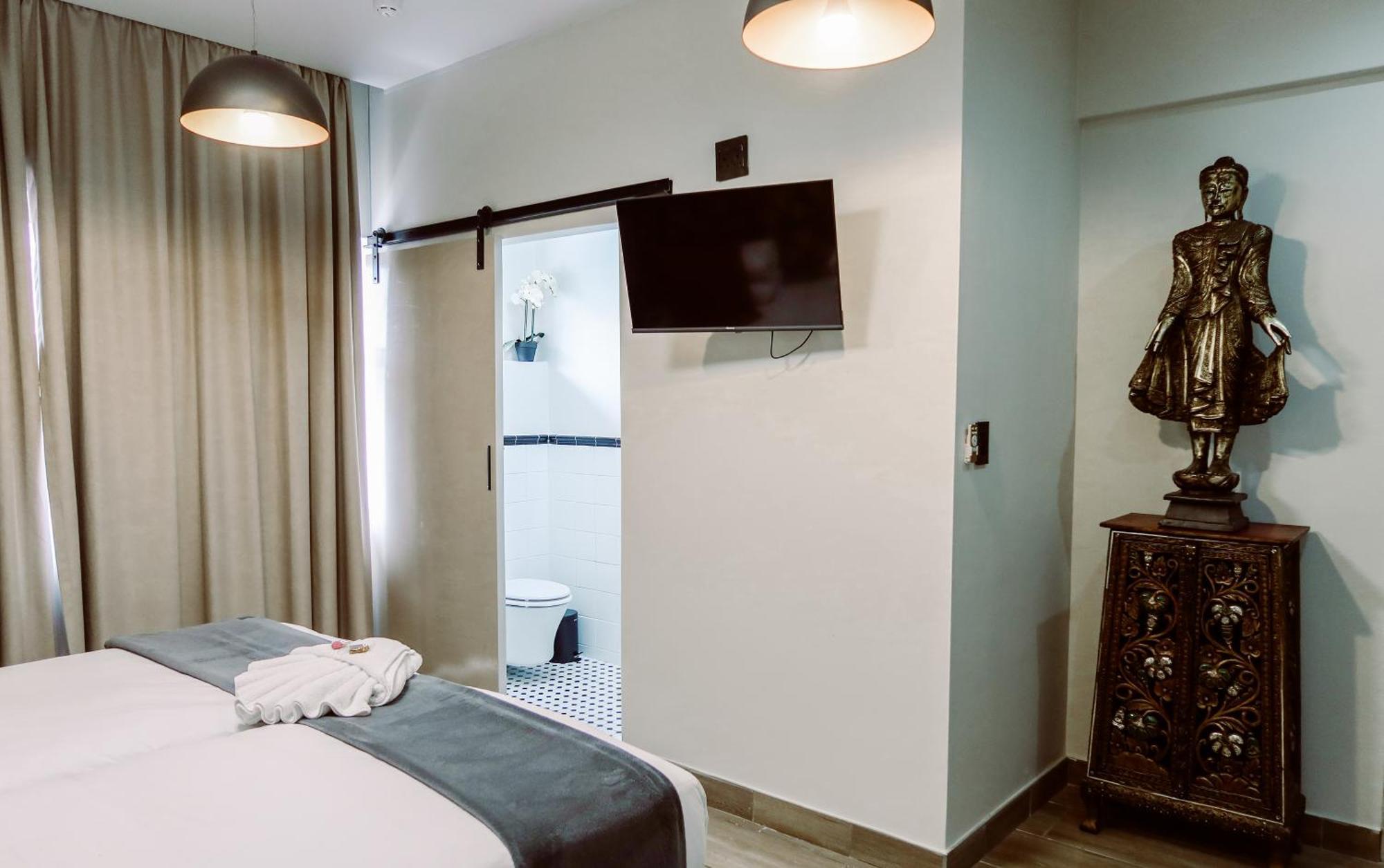 55 On Main Guesthouse And Spa Fish Hoek Extérieur photo