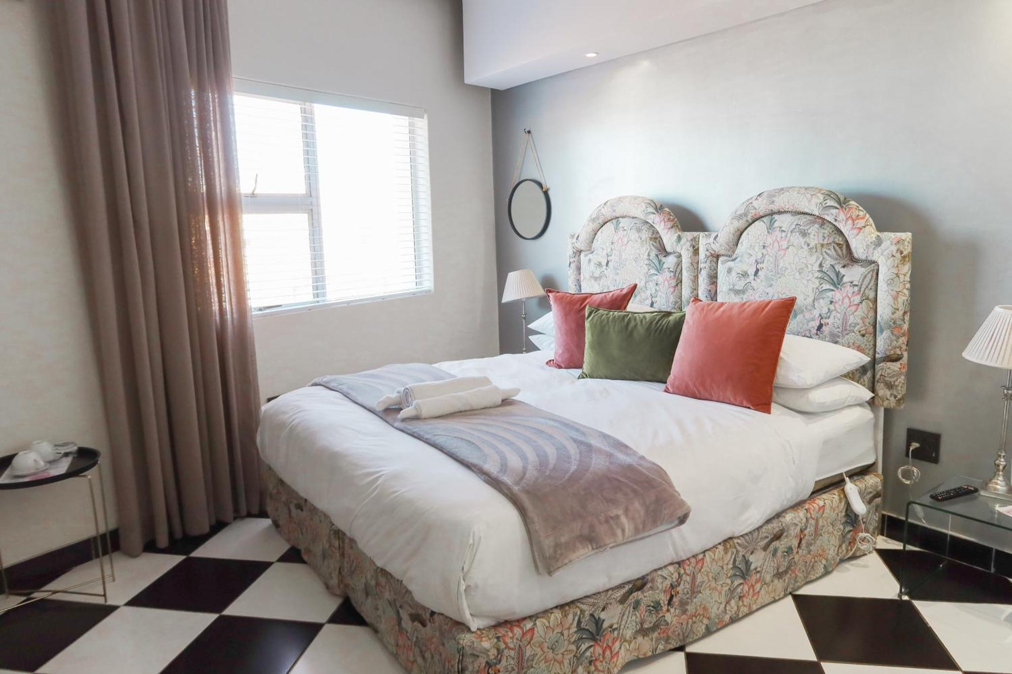 55 On Main Guesthouse And Spa Fish Hoek Extérieur photo